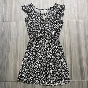 Forever 21 Black and White Floral Mini Dress